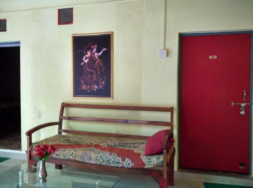 Radha Krishna Home Váránaszi Kültér fotó