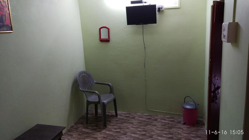 Radha Krishna Home Váránaszi Kültér fotó