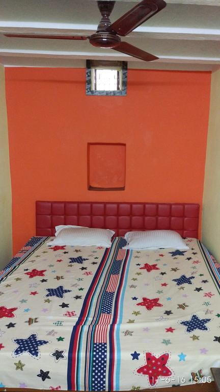 Radha Krishna Home Váránaszi Kültér fotó