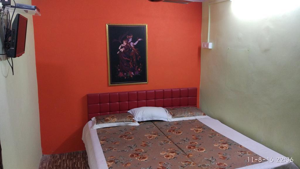 Radha Krishna Home Váránaszi Kültér fotó