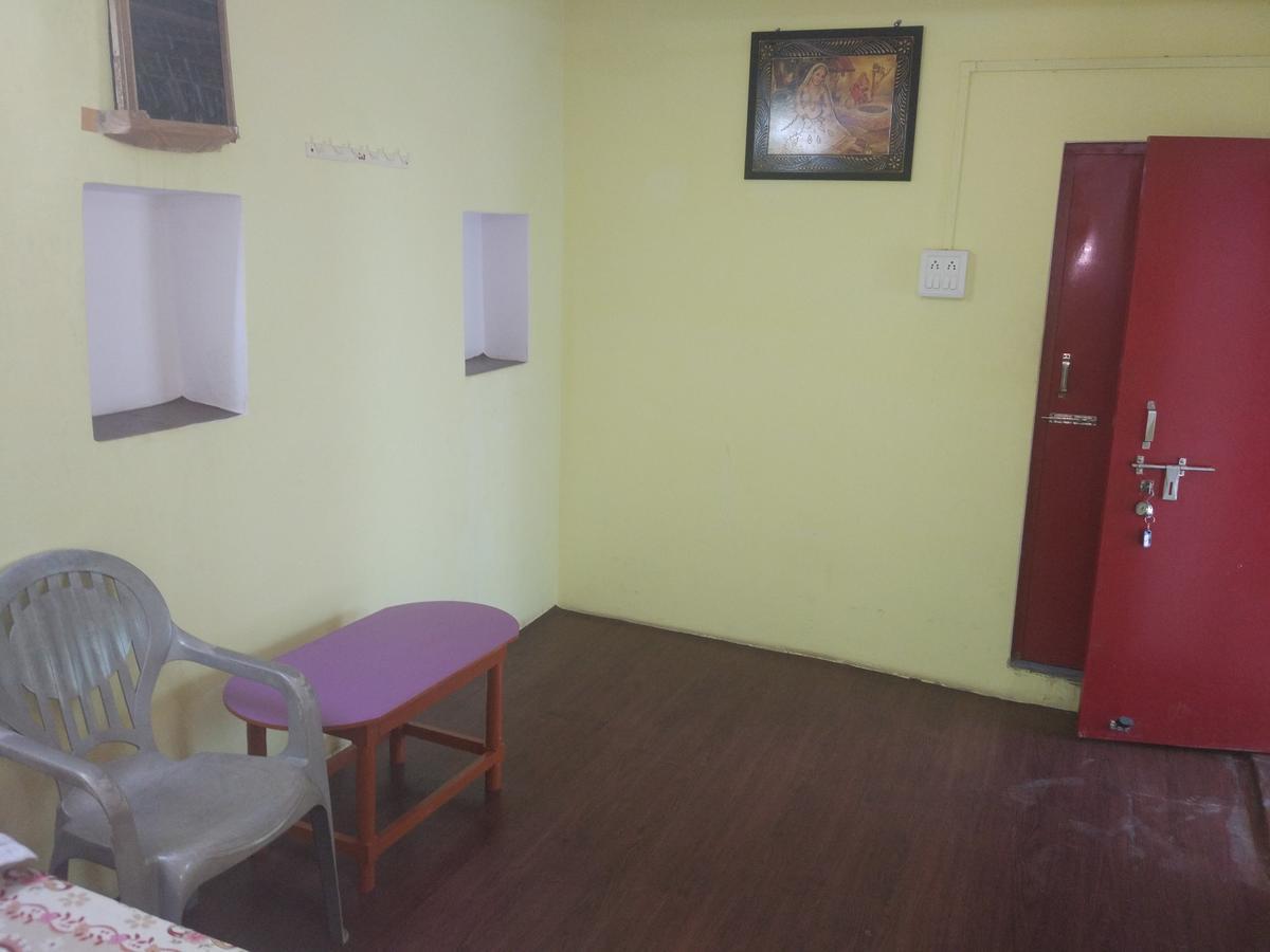 Radha Krishna Home Váránaszi Kültér fotó